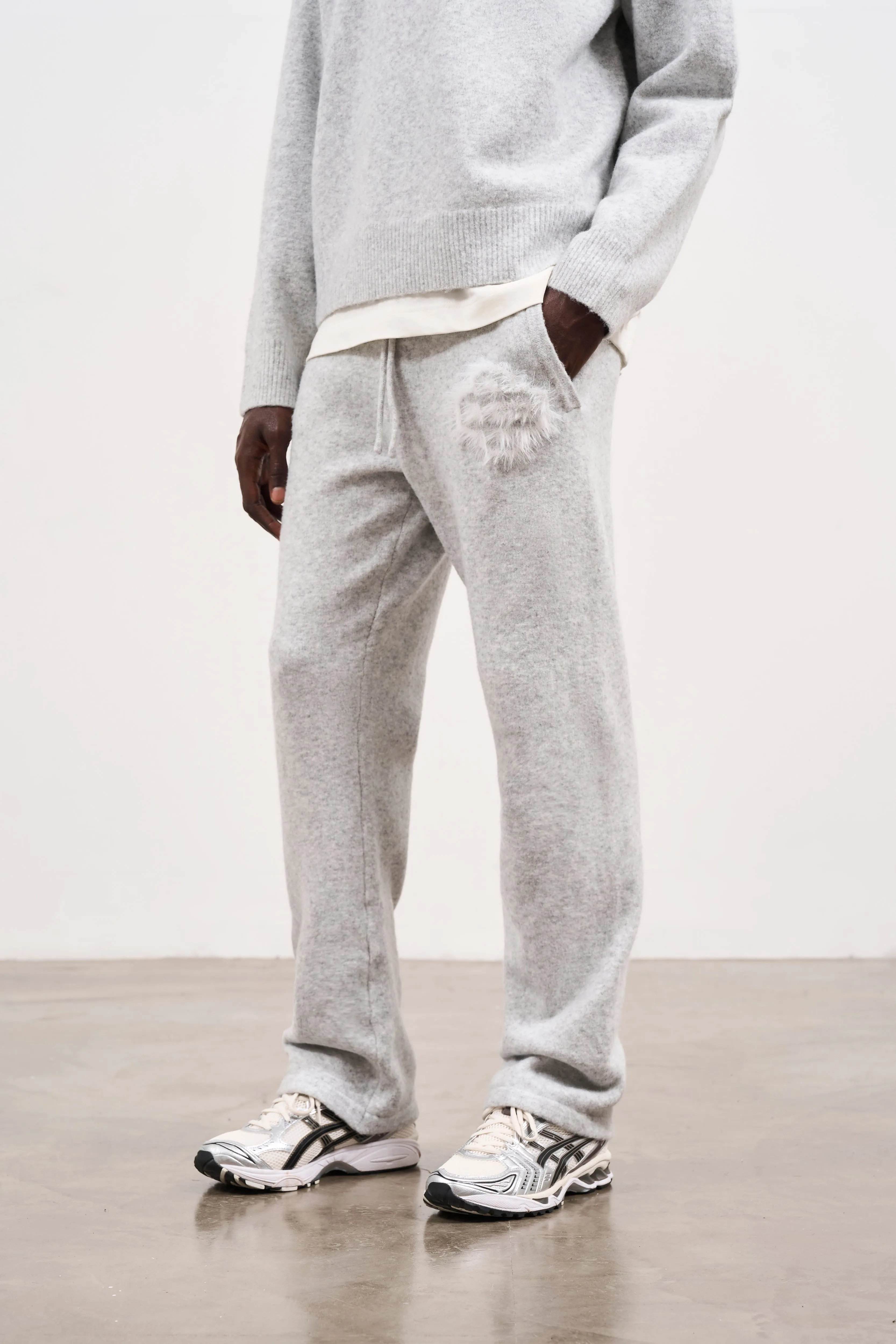 FLUFFY EMBLEM KNITTED JOGGERS - GREY MARL