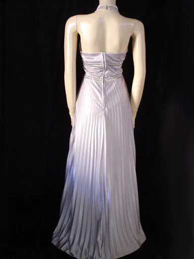 GODDESS LOOK MASQUERADE SILVER PLEATED SEQUIN GRECIAN GODDESS HALTER EVENING GOWN - NEW WITH TAG - PERFECT FOR NEW YEAR'S EVE